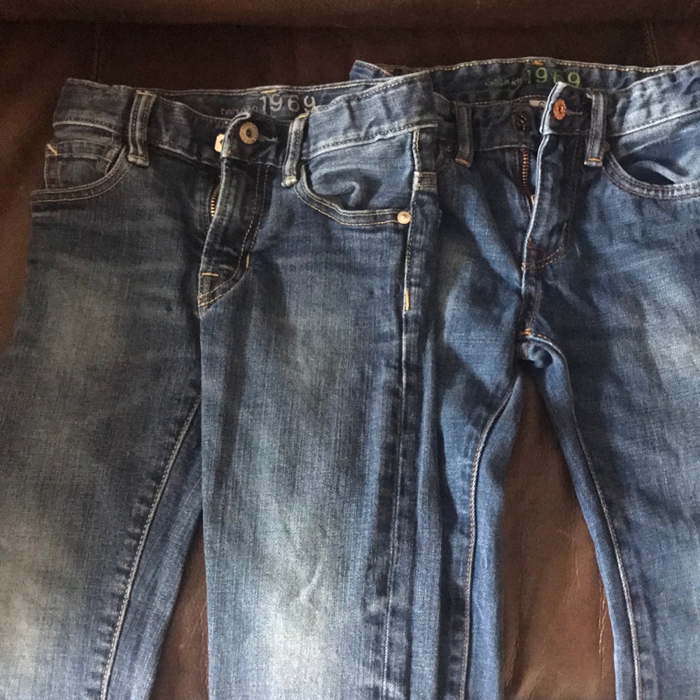 Two pair Gap 1969 boys jeans size 5 and 6 slim